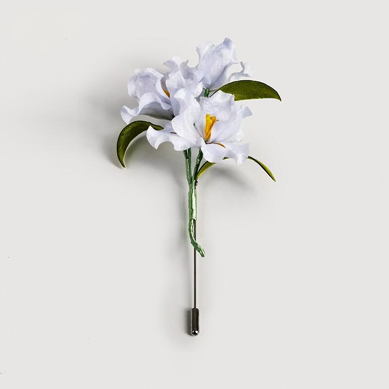 Lris Brooche