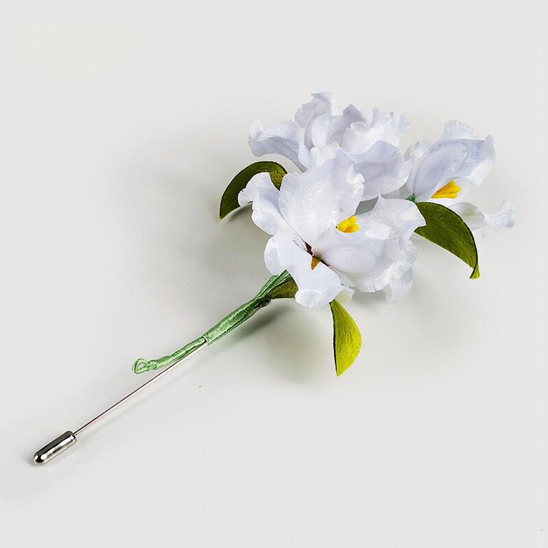 Lris Brooche