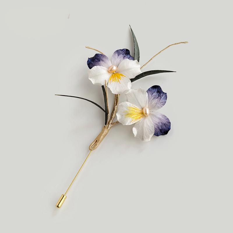 Pansy Brooche
